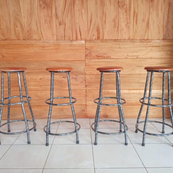 Classic Stool 75cmx26cmx34cmx38cm
