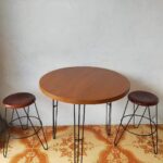 One set Stool and Table 100x100x68 cm